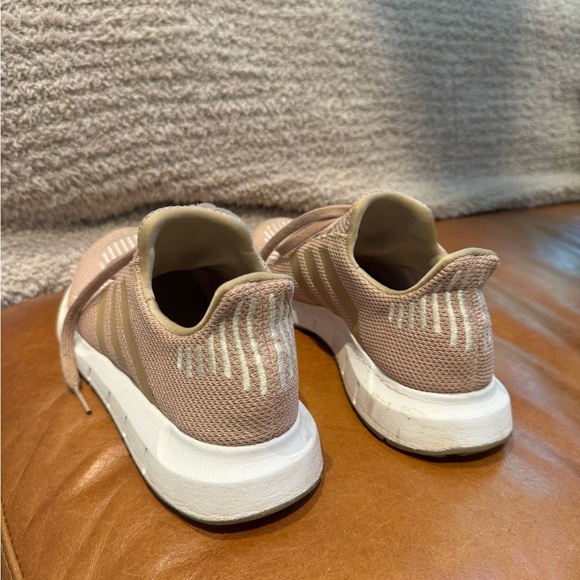 Adidas Swift Running Shoe (Like New) - Picture 5 of 6